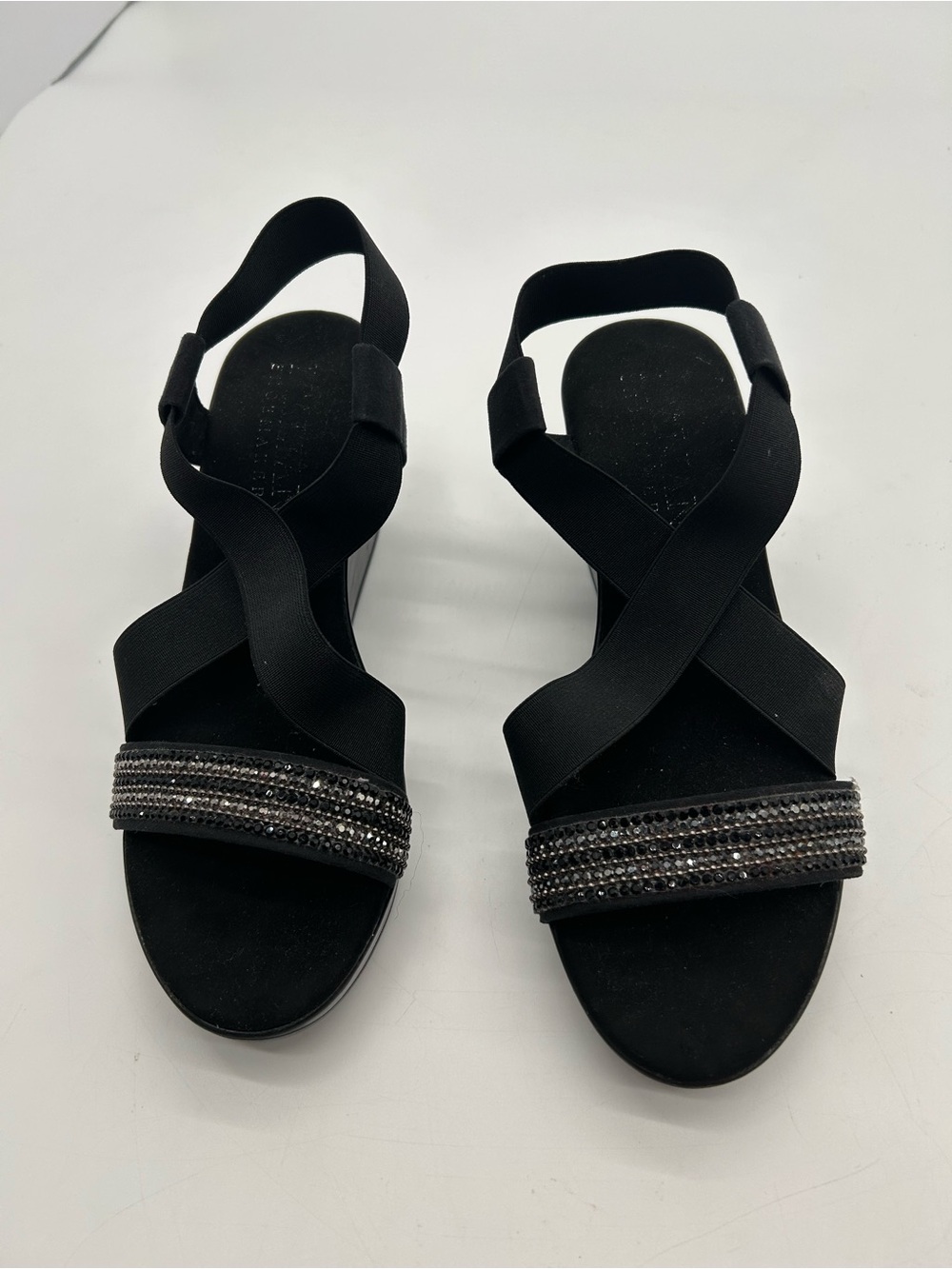Italian Shoemakers Women's Strappy Wedge Sandals with Beaded Accent 6.5 M